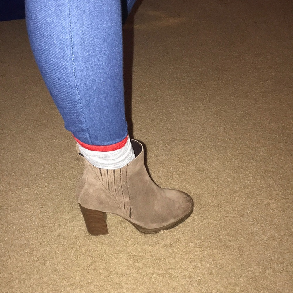 Ladies Aldo bootie